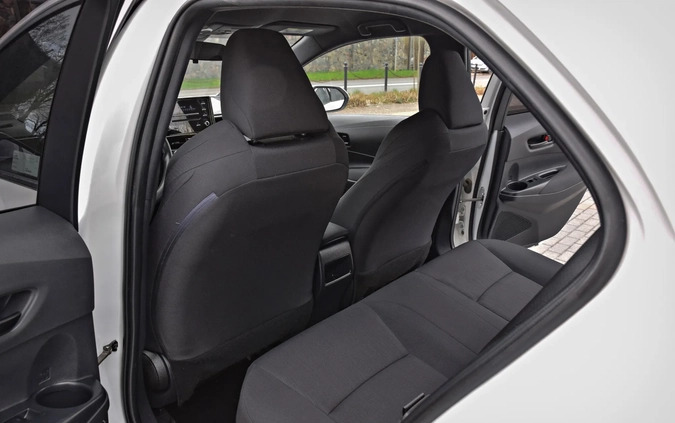 Toyota Corolla cena 63900 przebieg: 230000, rok produkcji 2019 z Boguchwała małe 529